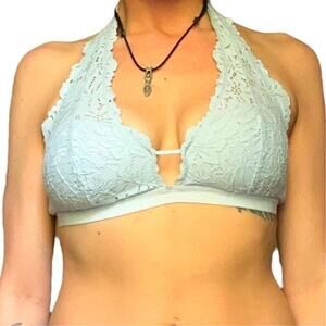 AERIE PALM LACE HALTER baby blue lace bralette women’s medium​